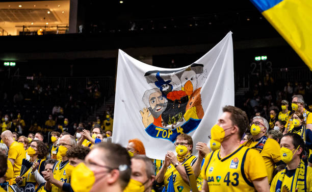 包括巴黎圣 包括巴黎圣