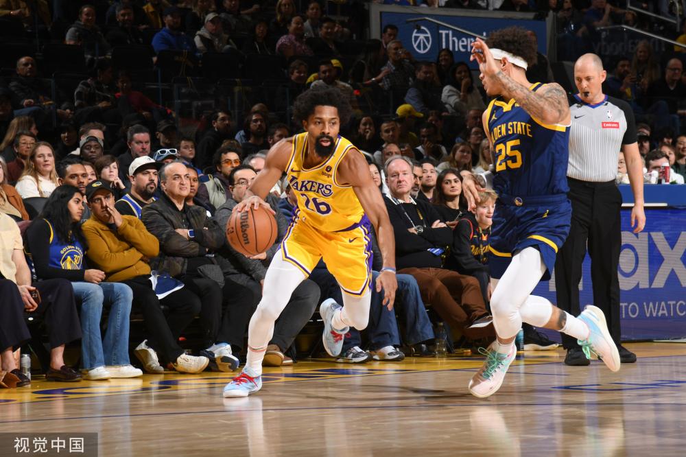 库里与妻子 库里与妻子