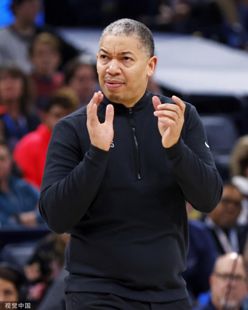 队员犯错 队员犯错